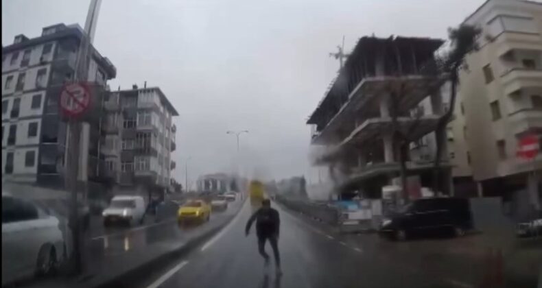 İstanbul’da otobüse yetişmek isteyen kişinin yöntemi şaşkına çevirdi