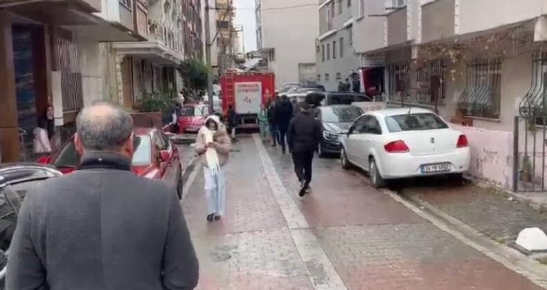 İstanbul’da yıldırım paniği: 13 katlı binanın çatısına düştü!