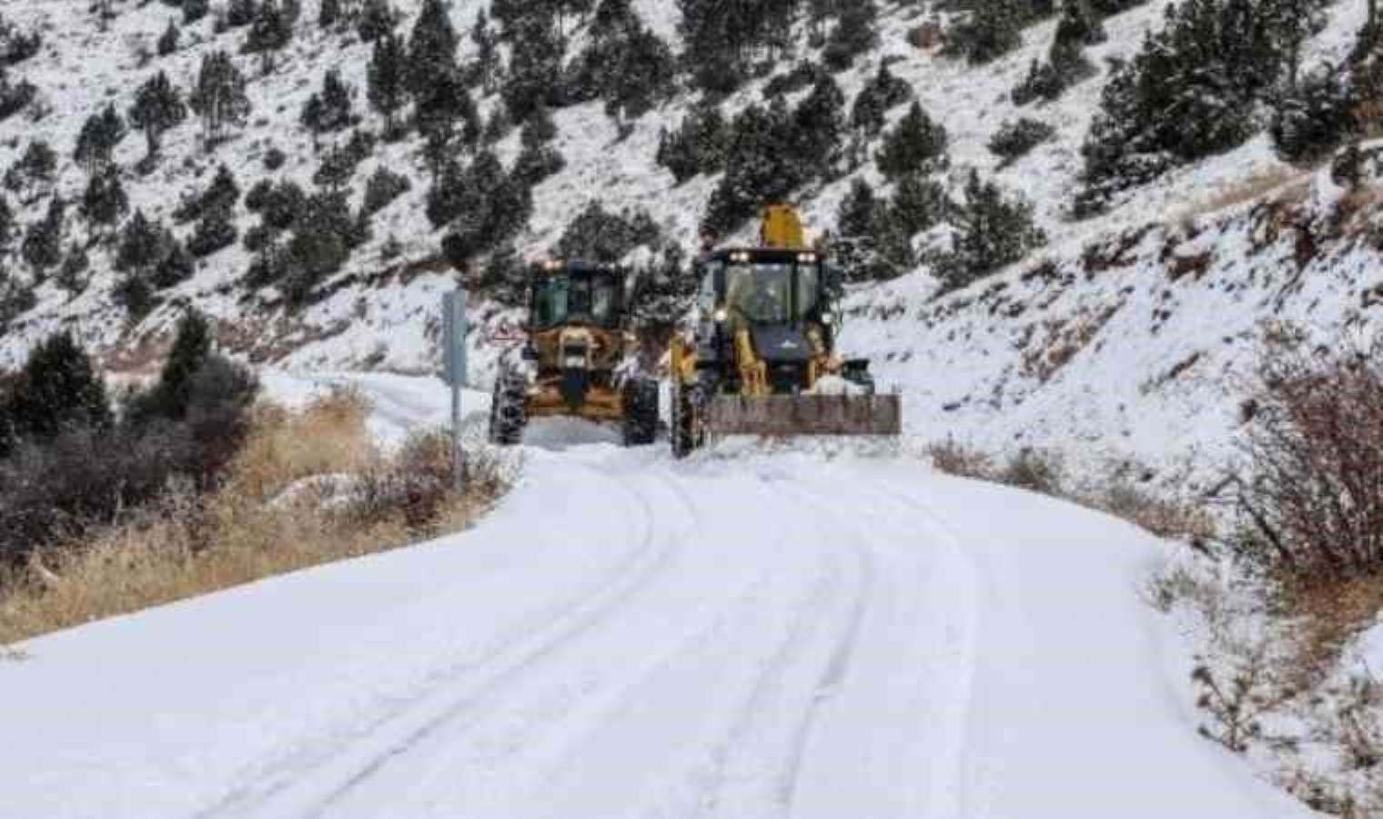 Karadeniz’de 1180 yerleşim yerine ulaşım yok!