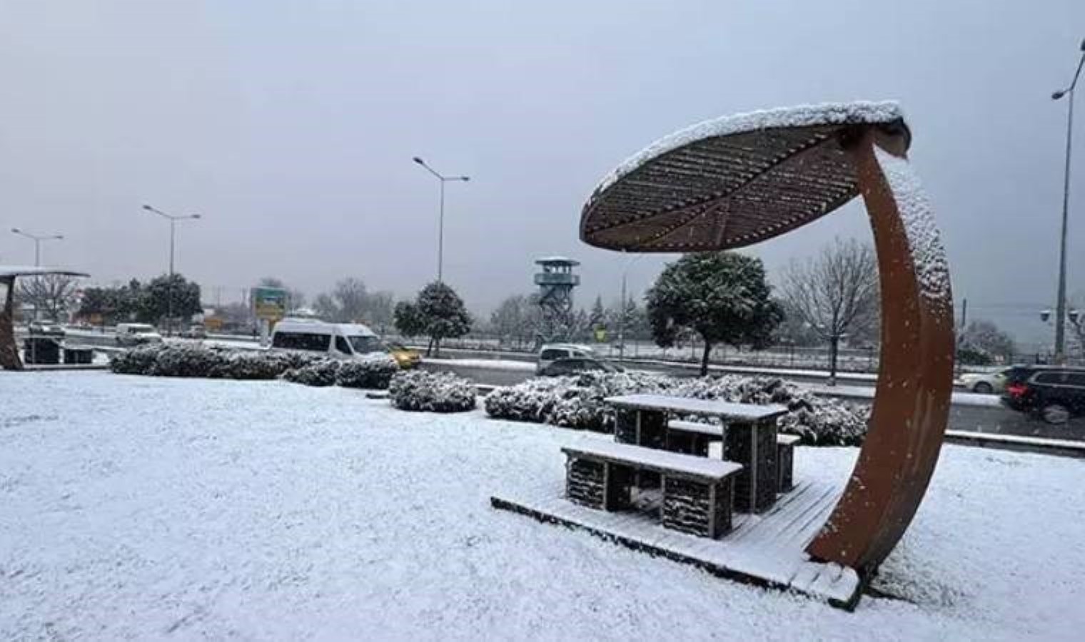 Kastamonu’da kar engeli: 303 köy yolu kapandı