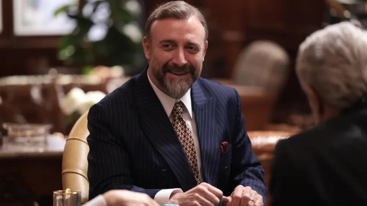 Kral Kaybederse’nin Kenan’ı bakın hangi iş insanı çıktı