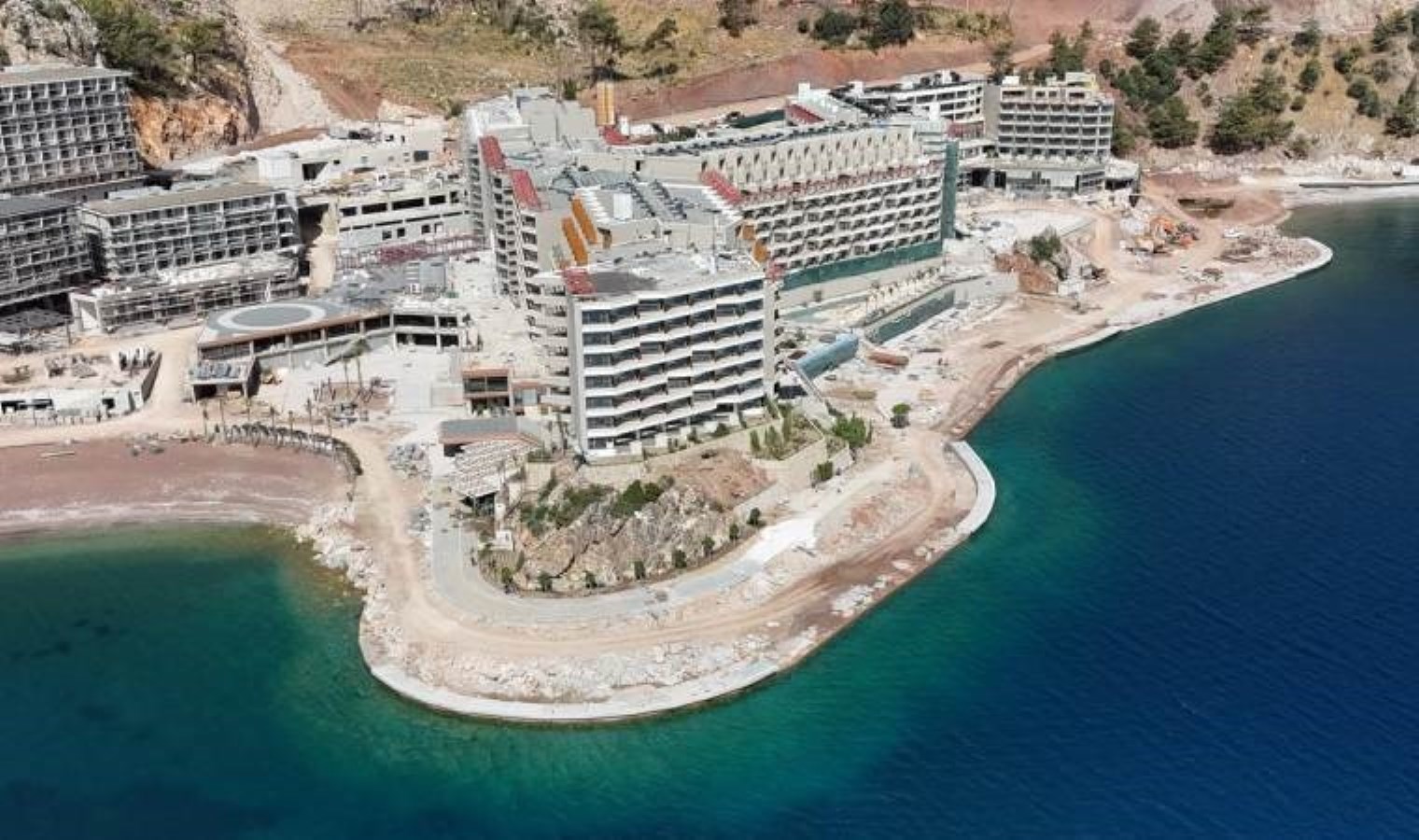 Marmaris Belediyesi’nden Sinpaş açıklaması: Kesinleşen yıkım kararı henüz bulunmamaktadır