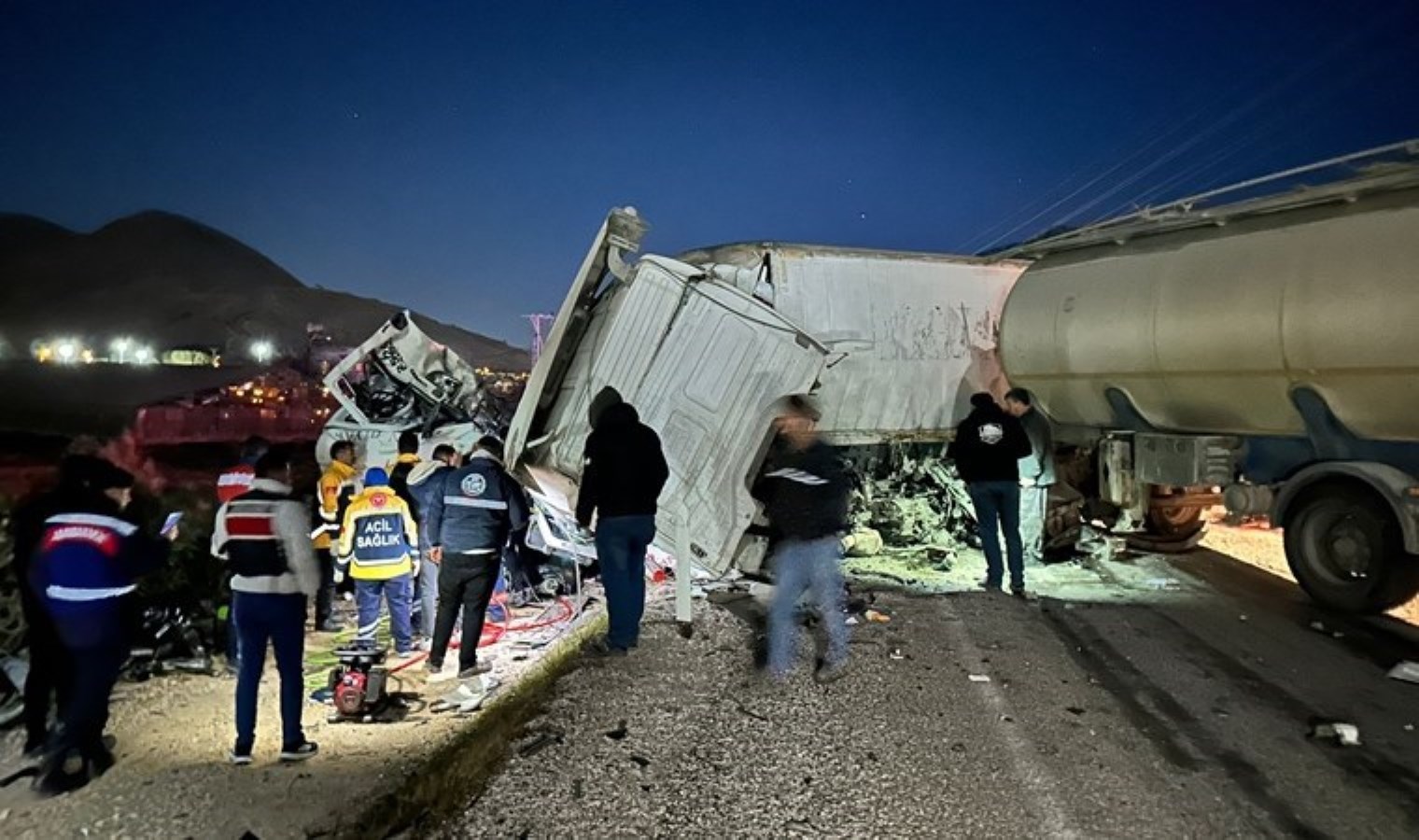 Mersin’de zincirleme kaza: 1 ölü, çok sayıda yaralı!