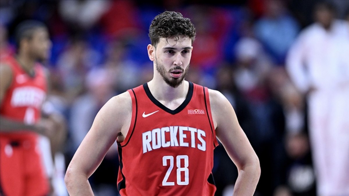 NBA’in Türk yıldızı Alperen Şengün kalbini bakın kime kaptırdı! İşte güzeller güzeli sevgilisi…