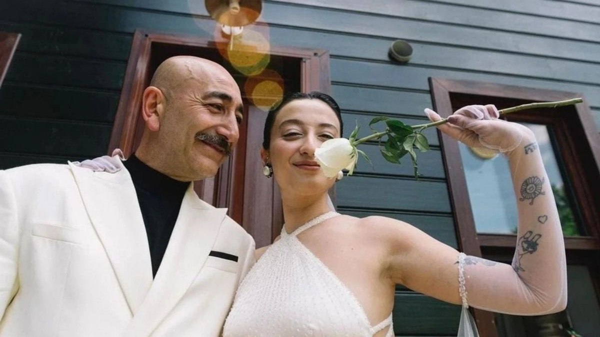 O Ses Türkiye’nin yeni jürisi Melike Şahin’in eşi ile yaş farkı şoke etti!