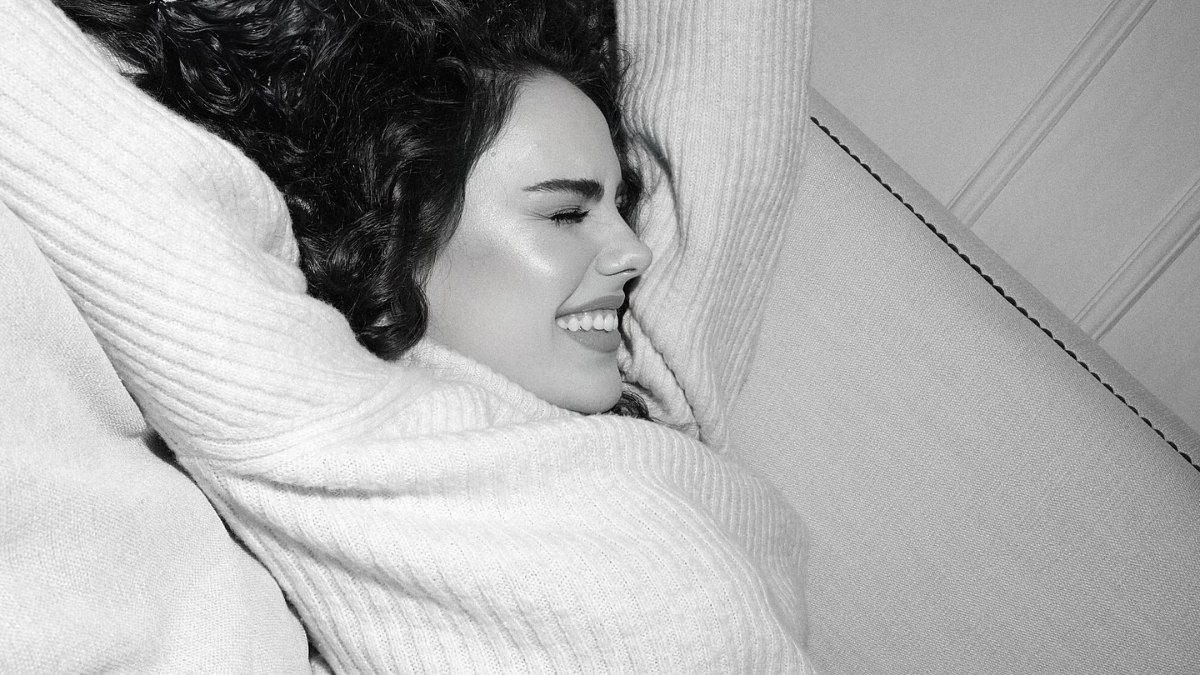 Oyuncu Özgü Kaya’nın yeni yaş dilekleri: “Aşk, sağlık ve potansiyel”