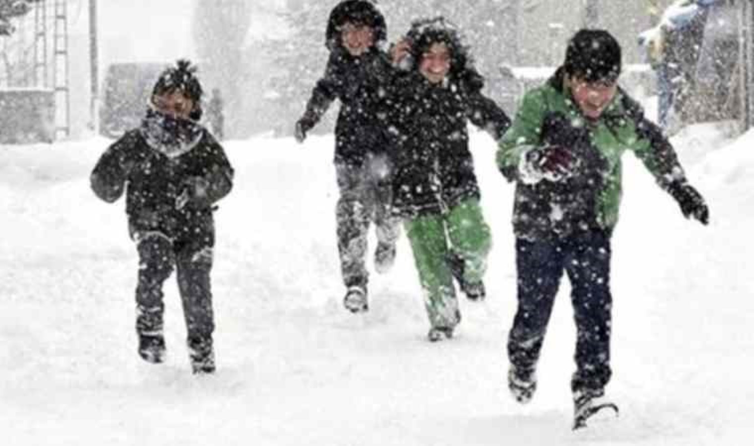 Rize ve Ordu’da eğitime ‘kar’ engeli!