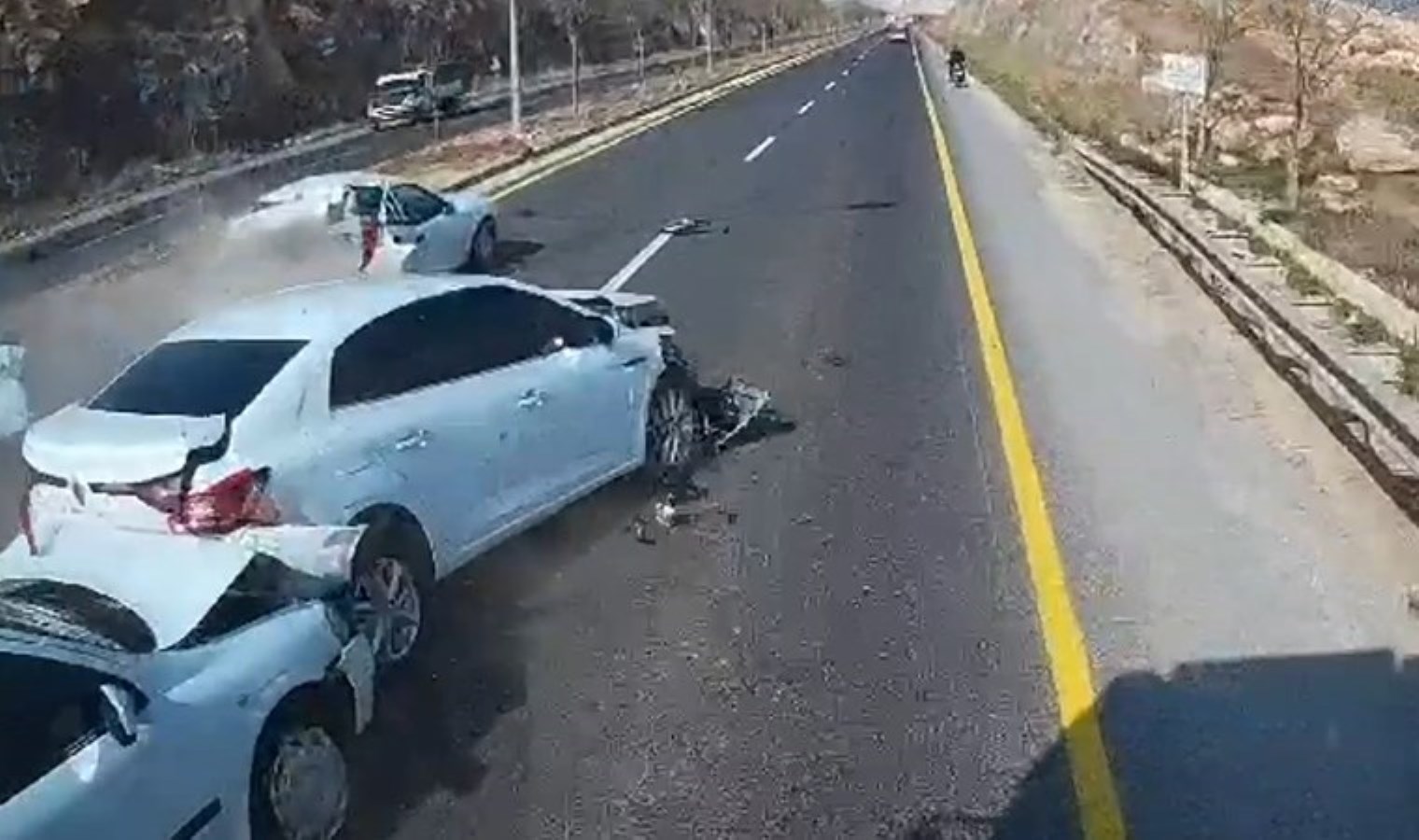 Şanlıurfa’da 4 araçlık zincirleme kaza: 7 yaralı