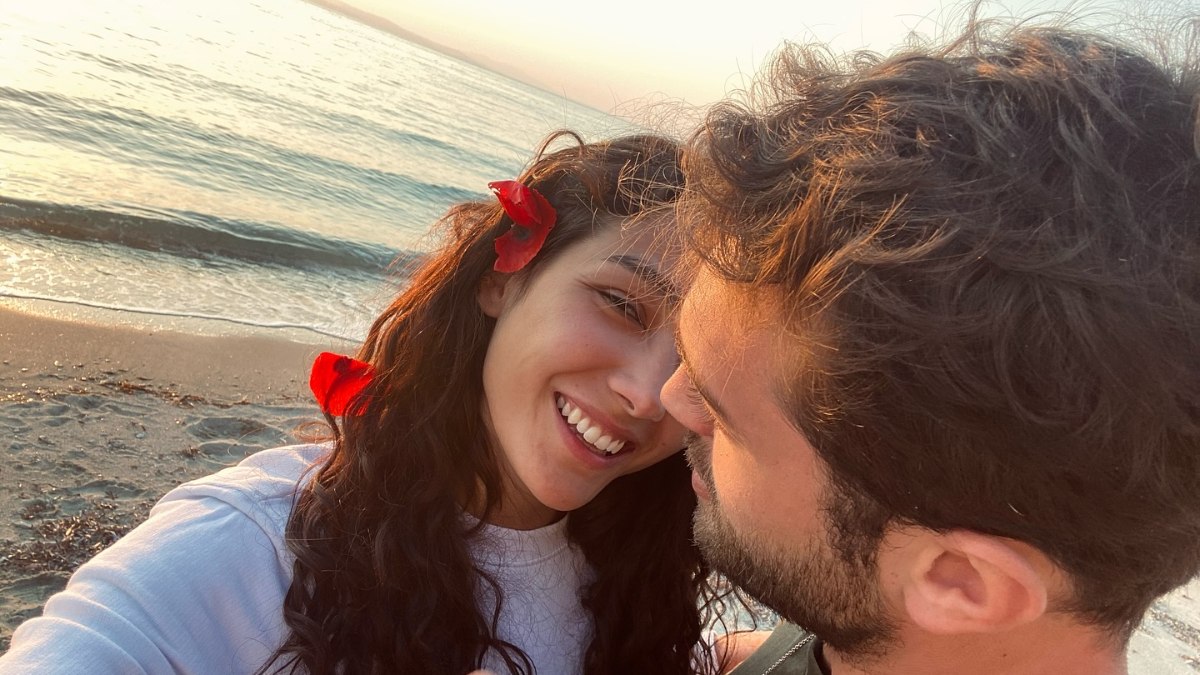 Sevgilisi  Aybüke Pusat’la devam! Furkan Andıç 14 Şubat paylaşımıyla ilgili konuştu