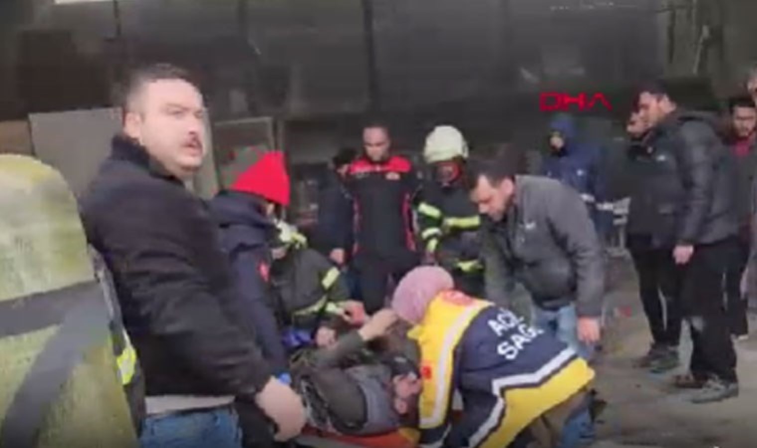 Sobaya dökülen tiner parladı! 1 işçi feci şekilde yaralandı