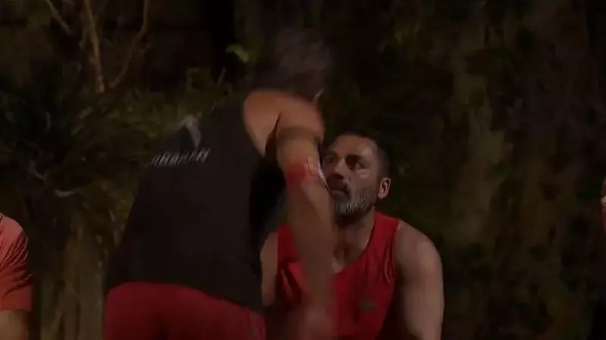 Survivor’da ipler koptu; Adem, Sedat’a saldırdı! Diskalifiye bekleniyor…