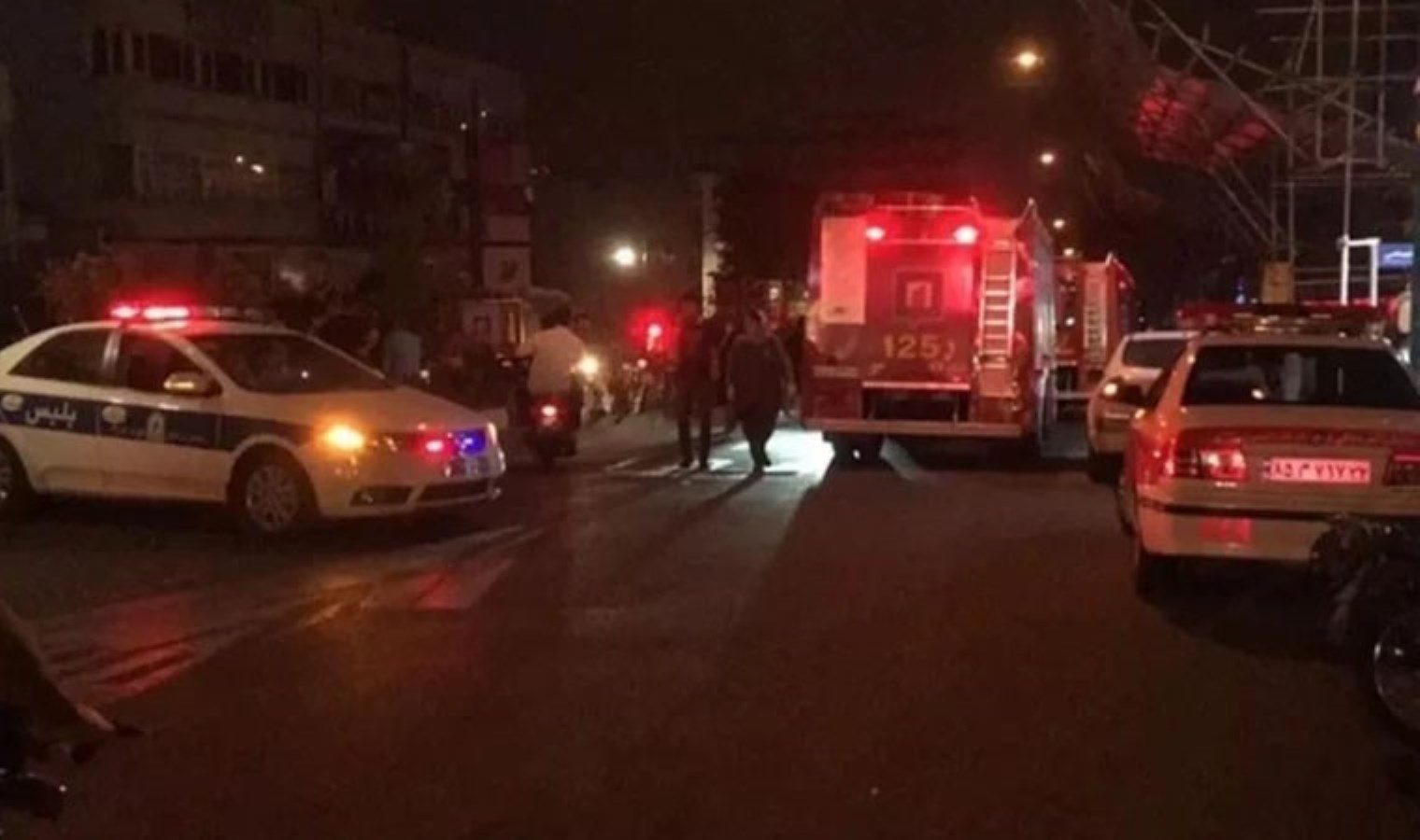 Tahran’da askeri merkezde patlama: Ölü ve yaralılar var!