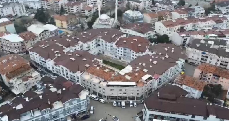 Tapu devri krizi 41 kişi ile müteahhidi de mağdur etti: Yer sahipleri dükkanlara kilitlerini kırıp girdi