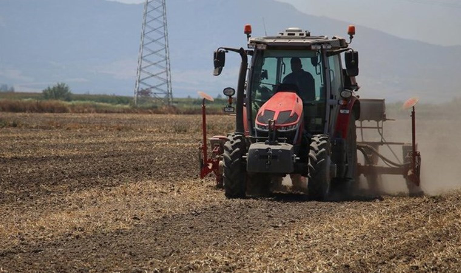 Tarımsal girdi fiyatlarında büyük artış: Sektördeki maliyetler yükseldi!