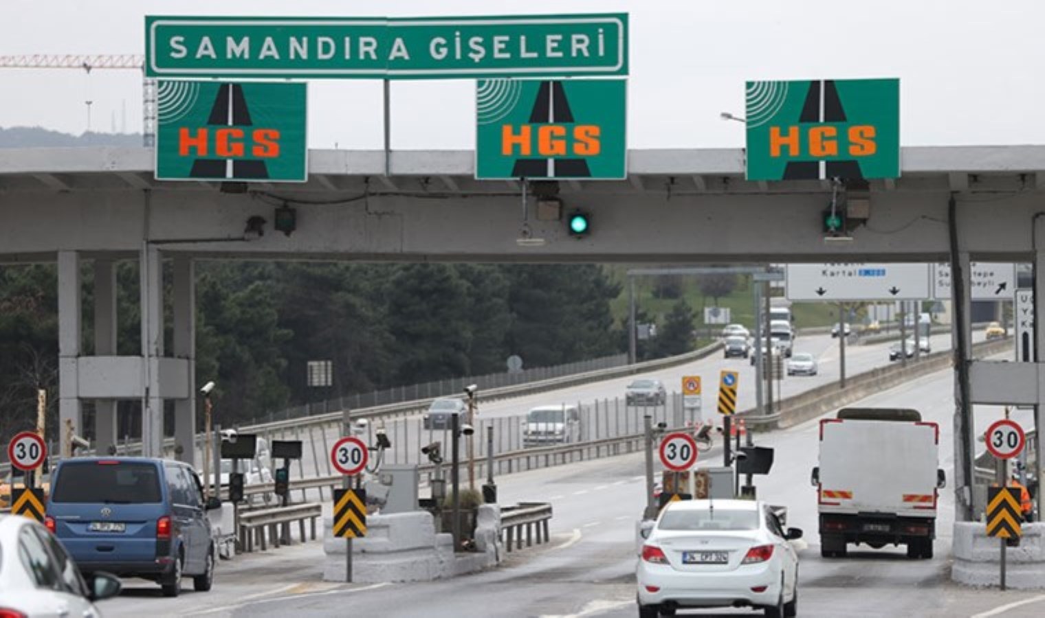 TBMM’ye yarın görüşülecek: Yabancı plakalı araçlar, geçiş ücretlerini ödemeden Türkiye’yi terk edemeyecek