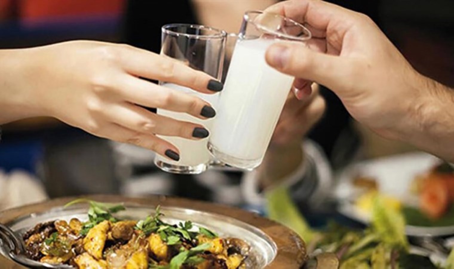 TBYD Başkanı duyurdu: Sigaradan sonra rakı fiyatlarına büyük zam!