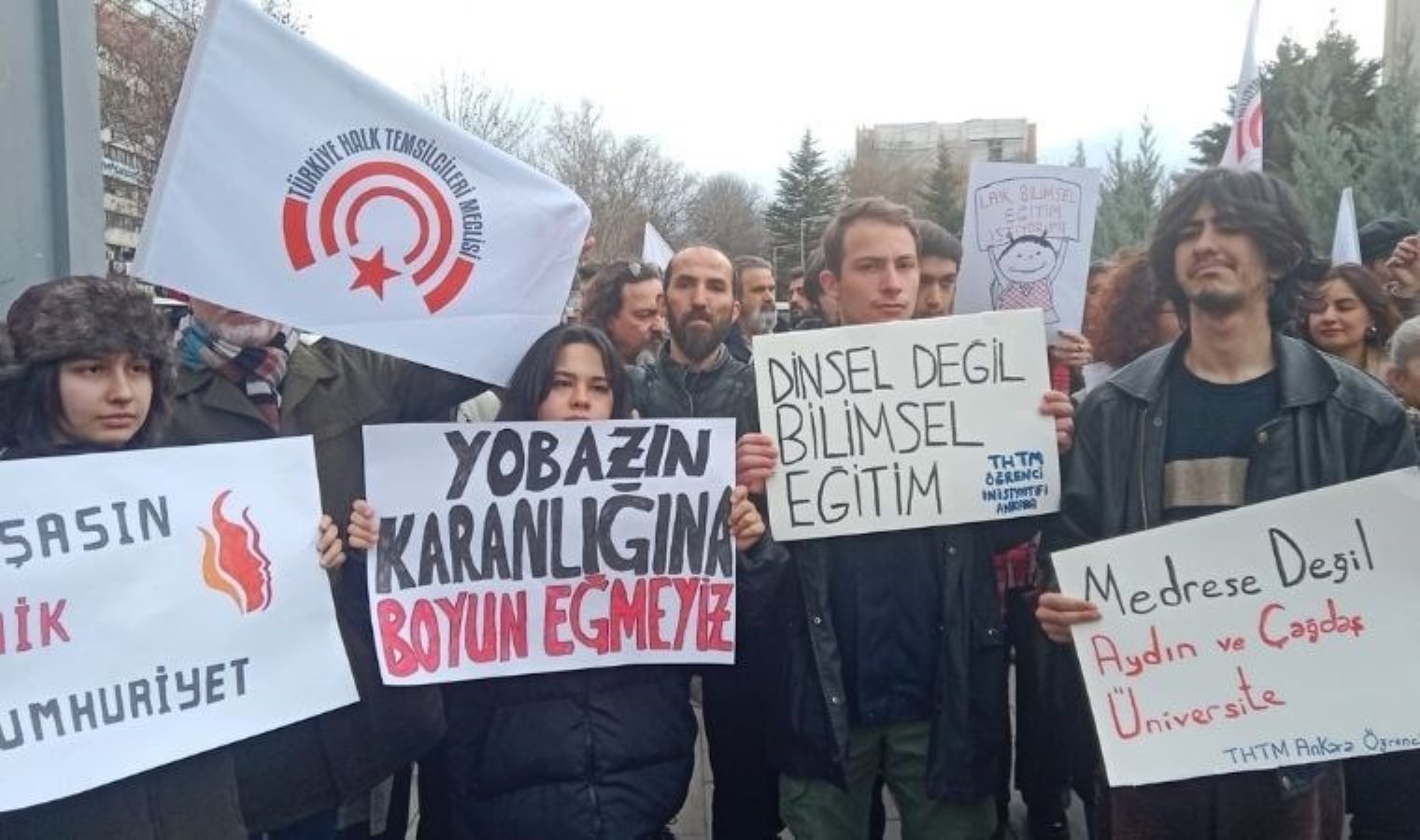 THTM Ankara Temsilciliği 3 Mart Devrim Yasaları için MEB’in önünde açıklama yaptı: ‘Eylemli muhalefet yapmak zorundayız’
