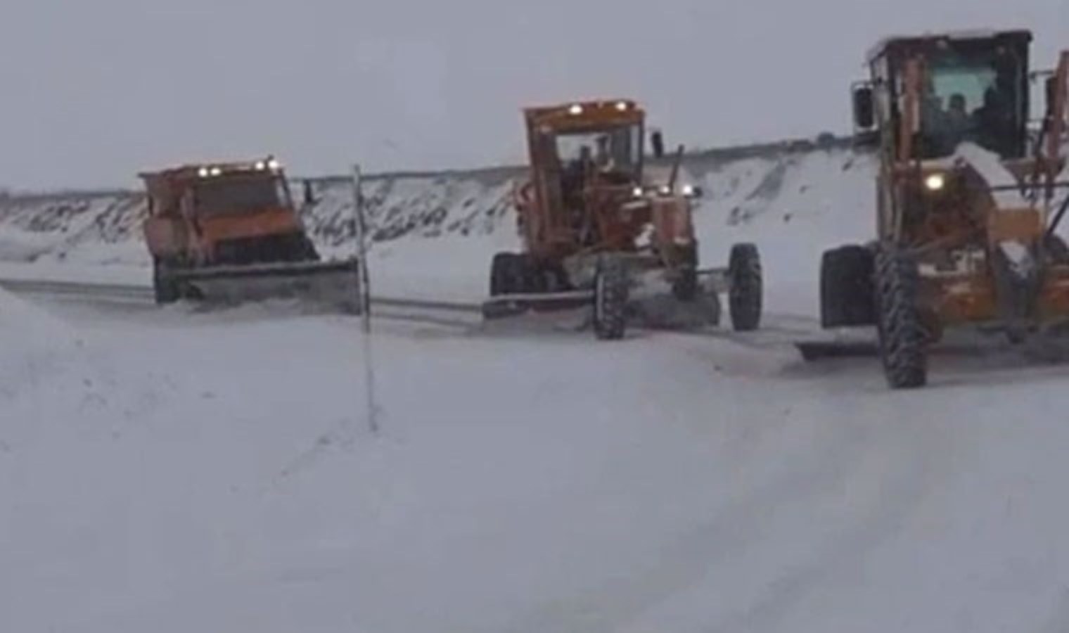 Tunceli’de yoğun kar yağışı: 131 köy yolu kapandı