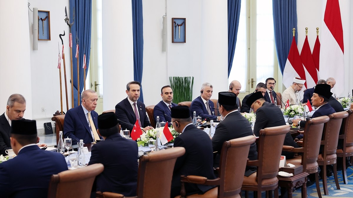 Türkiye-Endonezya arasında 12 anlaşma imzalandı