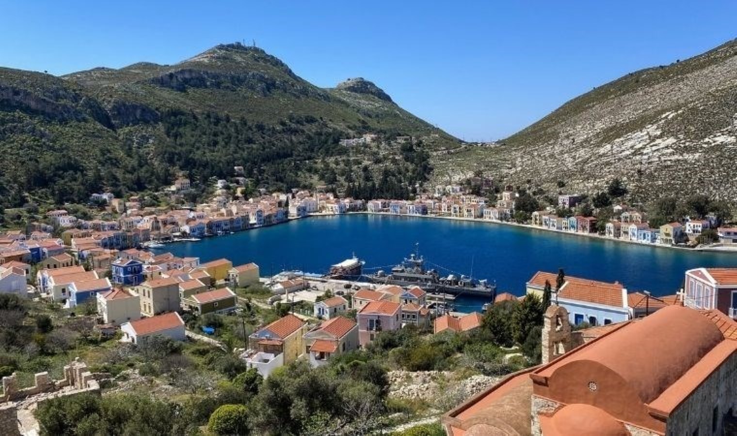 Türkiye’den Yunan adalarına turist akını!