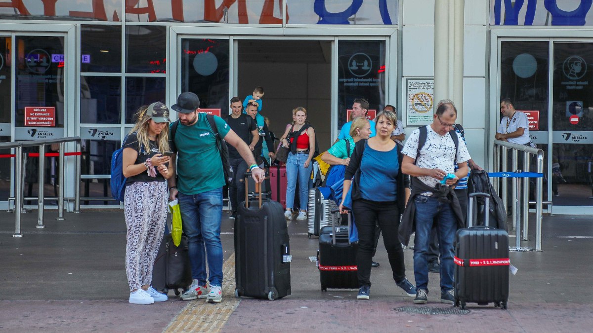 Türkiye’yi Ocak 2025’te 2,1 milyon turist ziyaret etti