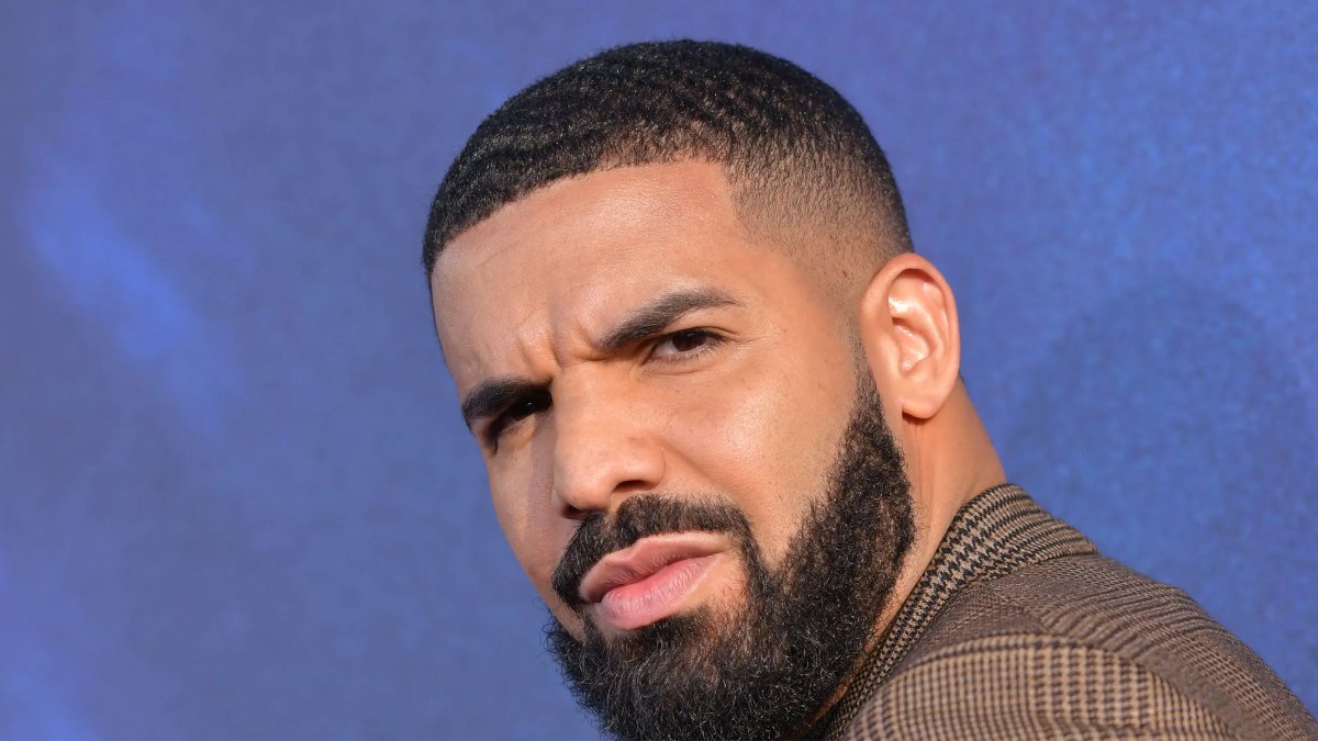 Ünlü rapçi Drake konser sonrası verdiği yemek siparişiyle gündem oldu