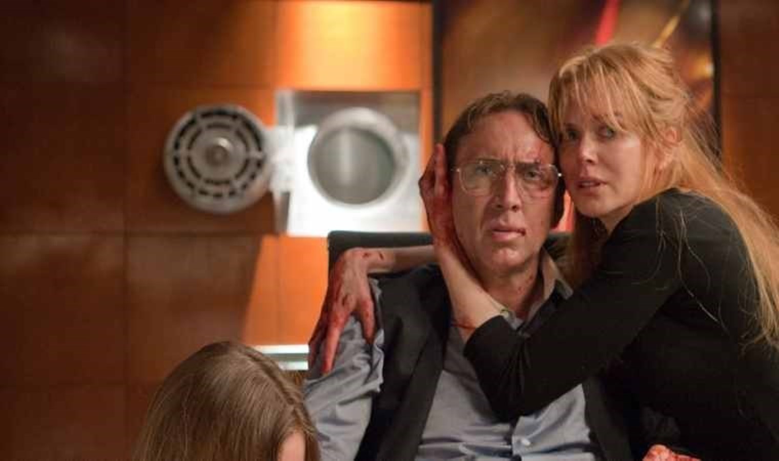 Yakın Tehdit filminin konusu ne? Yakın Tehdit filminin oyuncuları kim?