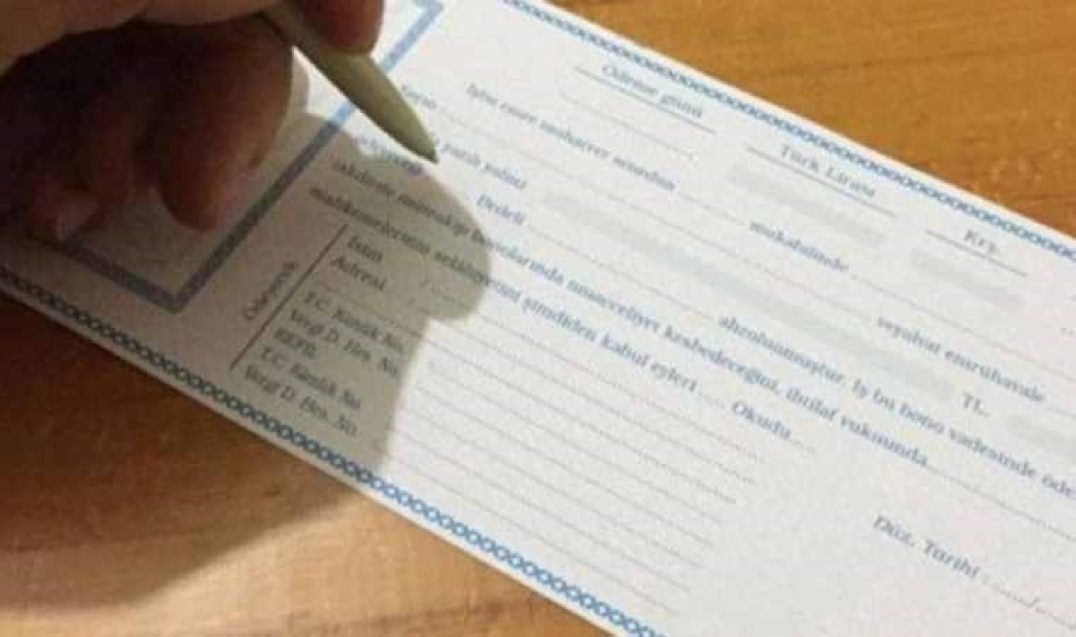 ‘Yardım yapacağız’ denildi, iki milyon dolarlık senet imzalatıldı