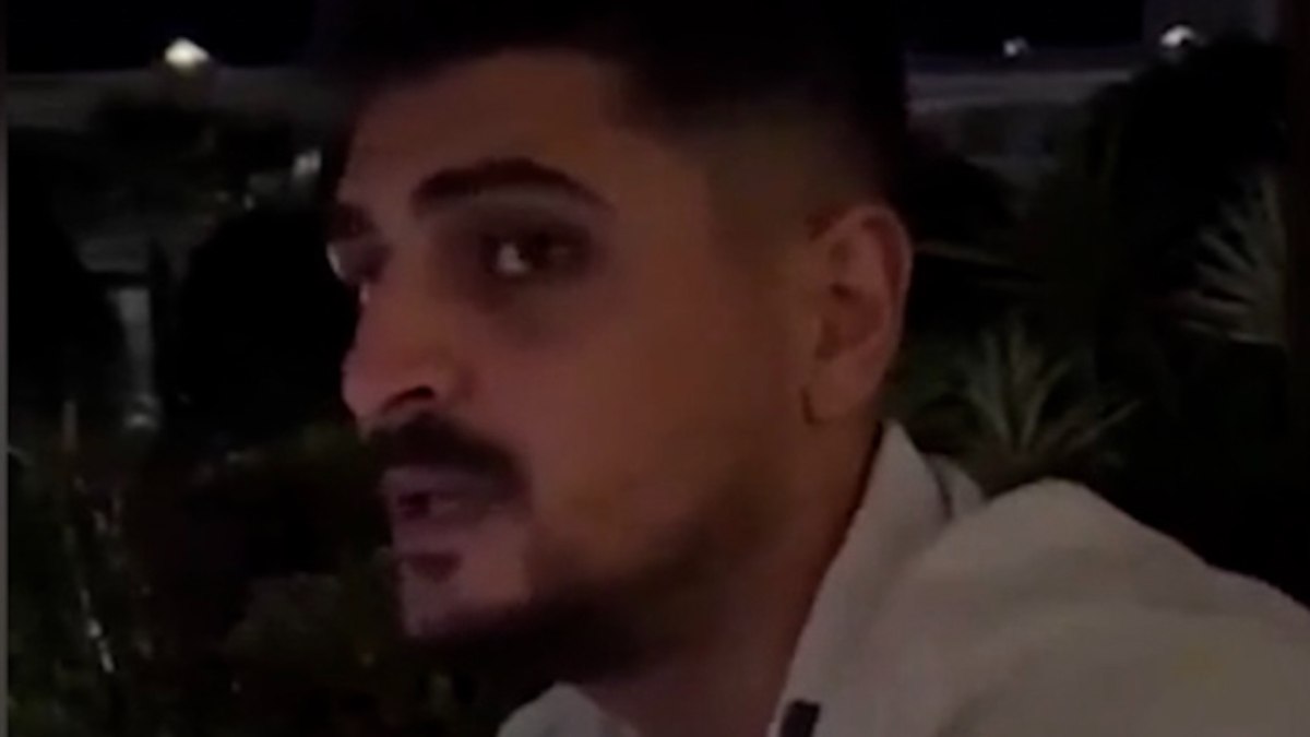 Yeni evli çift balayında gelen telefonla şaşkına döndü