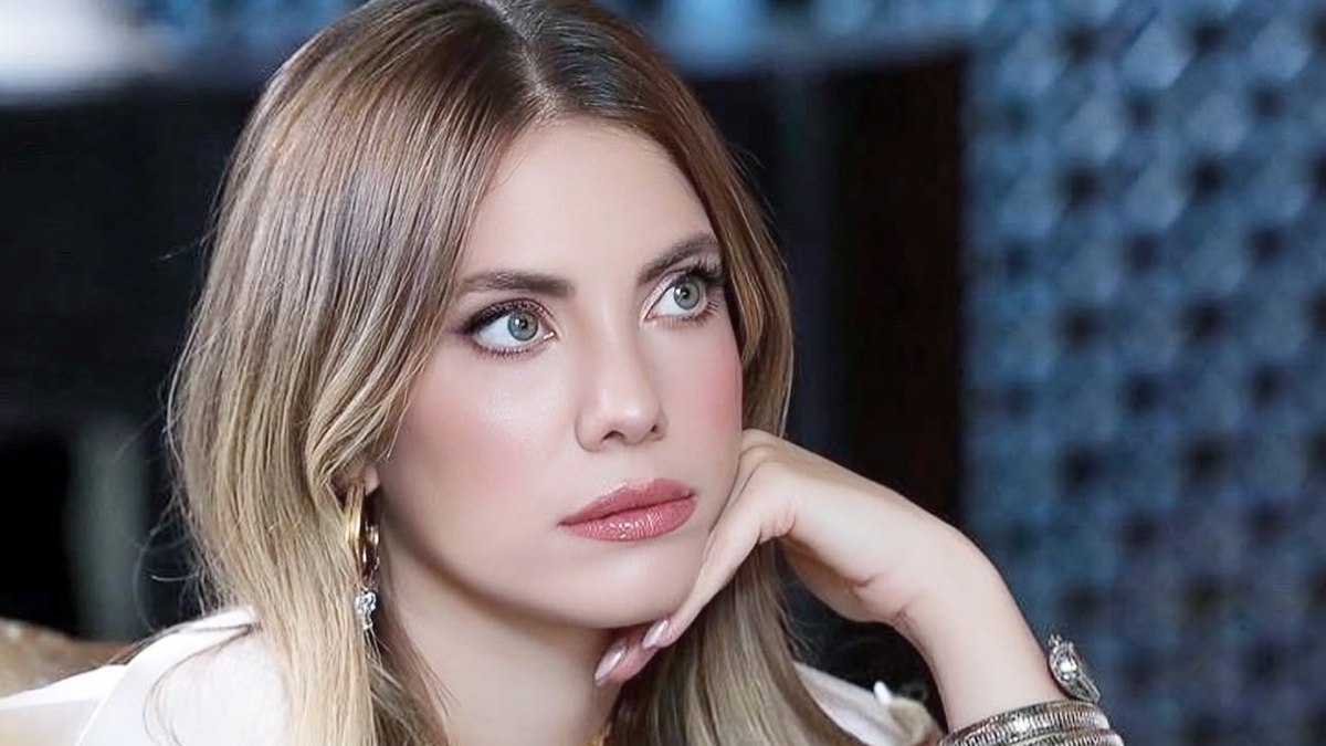 Yeni rolüne hazırlanıyor! Eda Ece Şakir Paşa Ailesi’ne dahil oldu