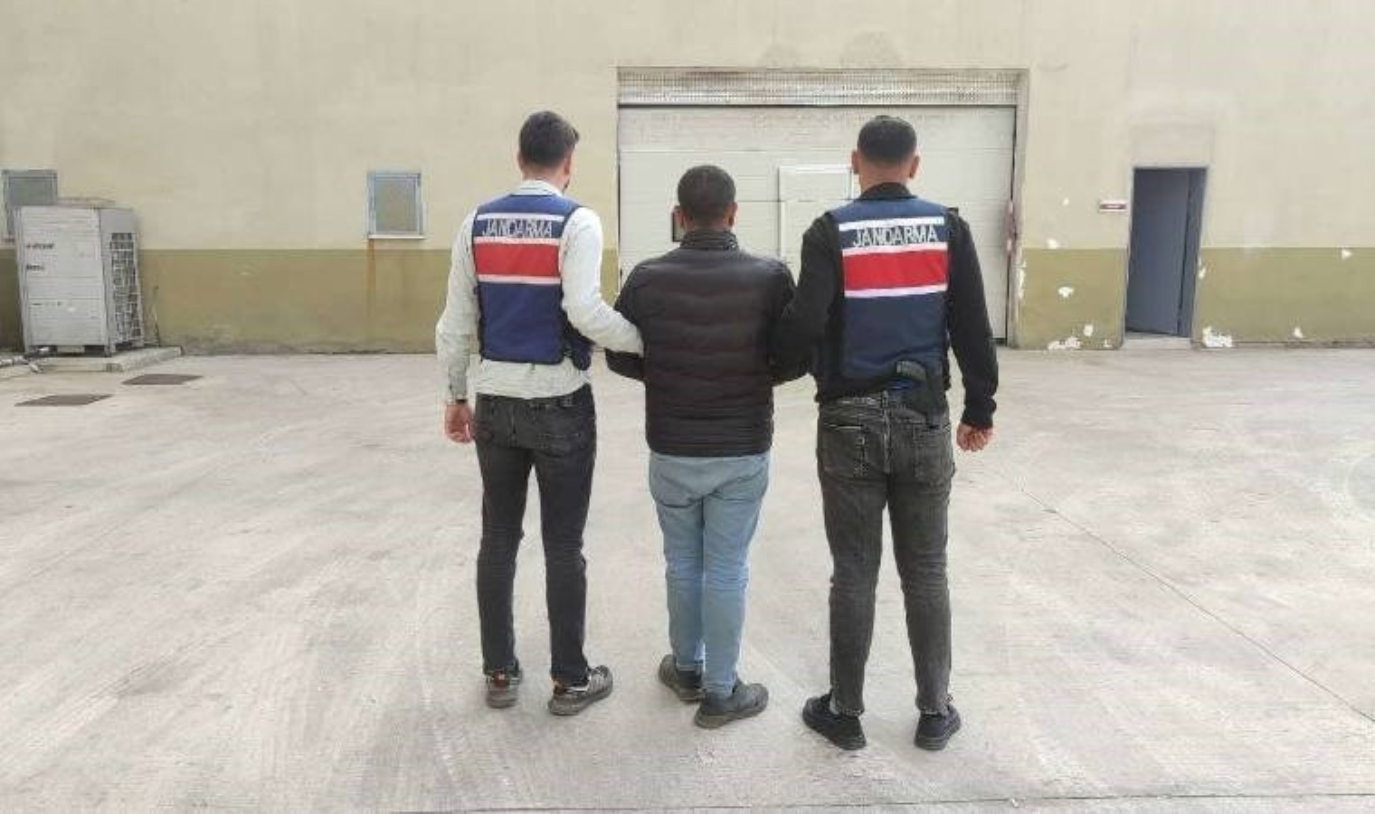 25 yıl hapis cezasıyla aranıyordu… Gaziantep’te yakalandı!