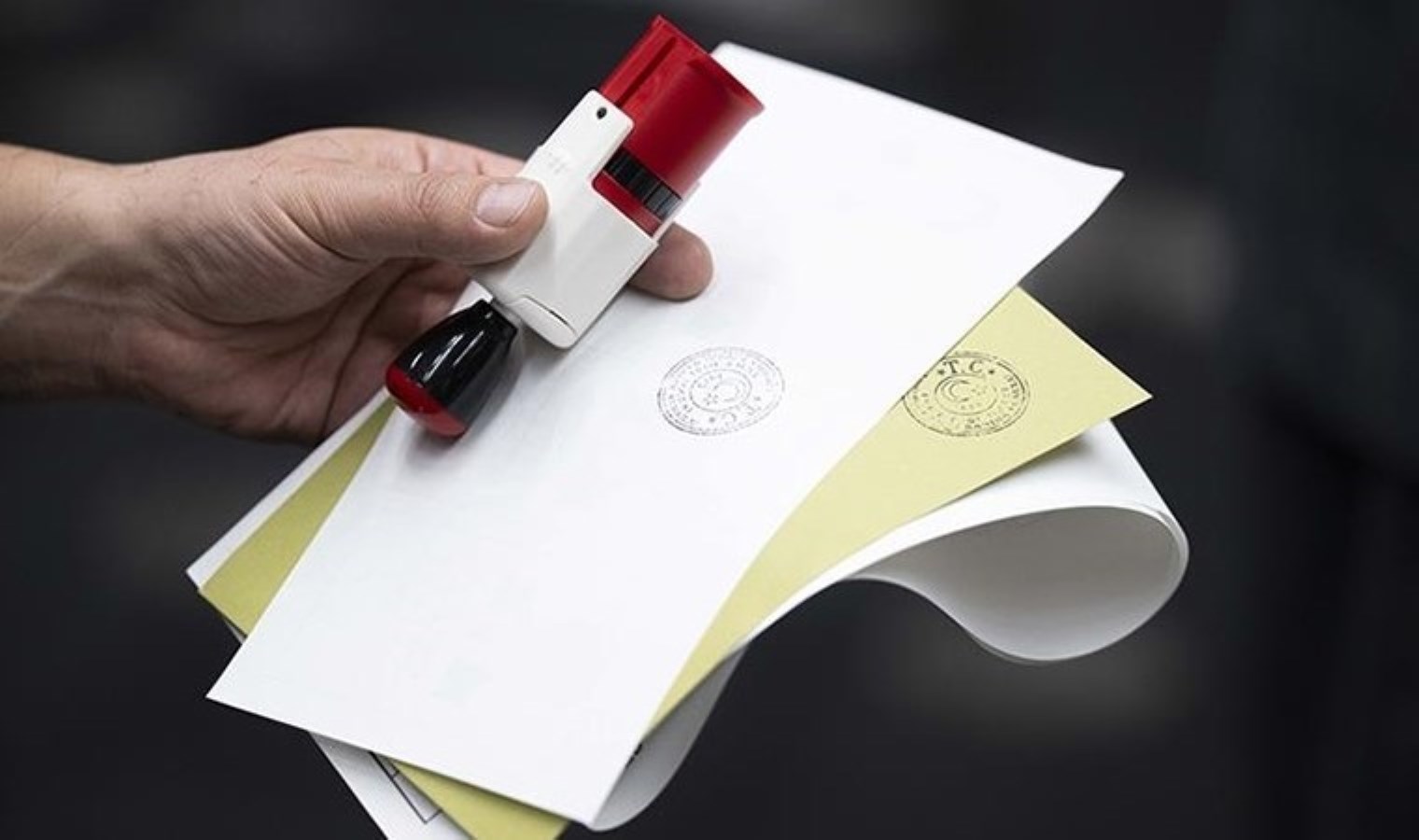 59 barodan ortak açıklama: ‘Seçme ve seçilme hakkı fiilen ortadan kaldırılmıştır’