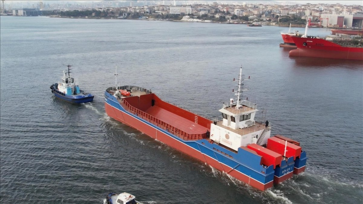 Abdulkadir Uraloğlu: Deniz dibi tarama gemisi DÖKER-1 denizle buluştu