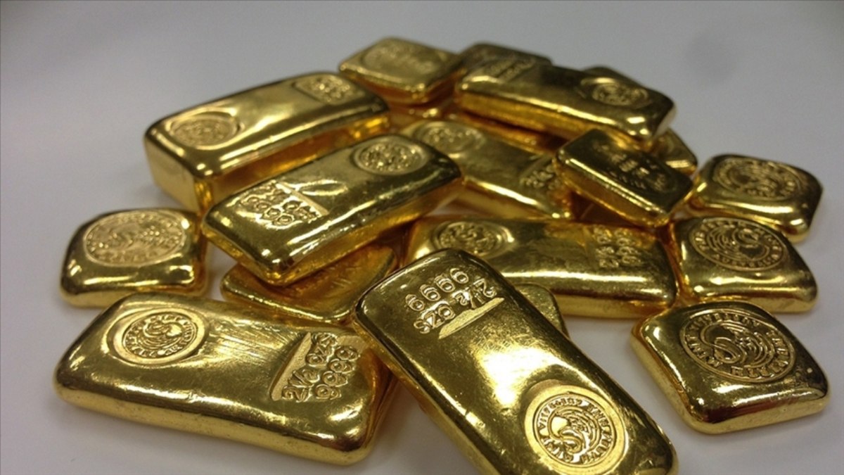 Altın piyasaları Trump’ın açıklayacağı tarifeleri bekliyor