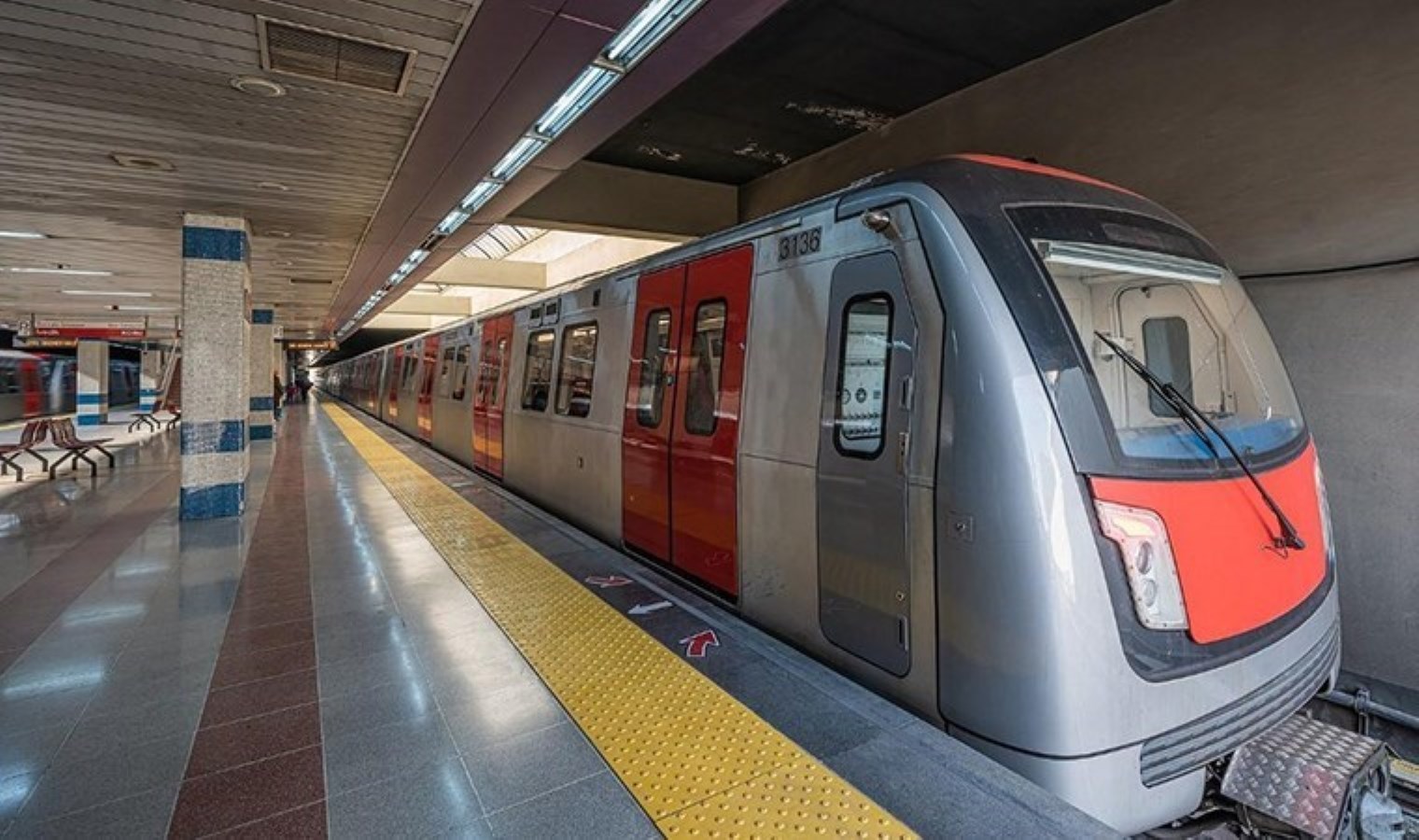 Ankara Valiliği, ODTÜ’ye metro ve otobüs seferlerini durdurdu