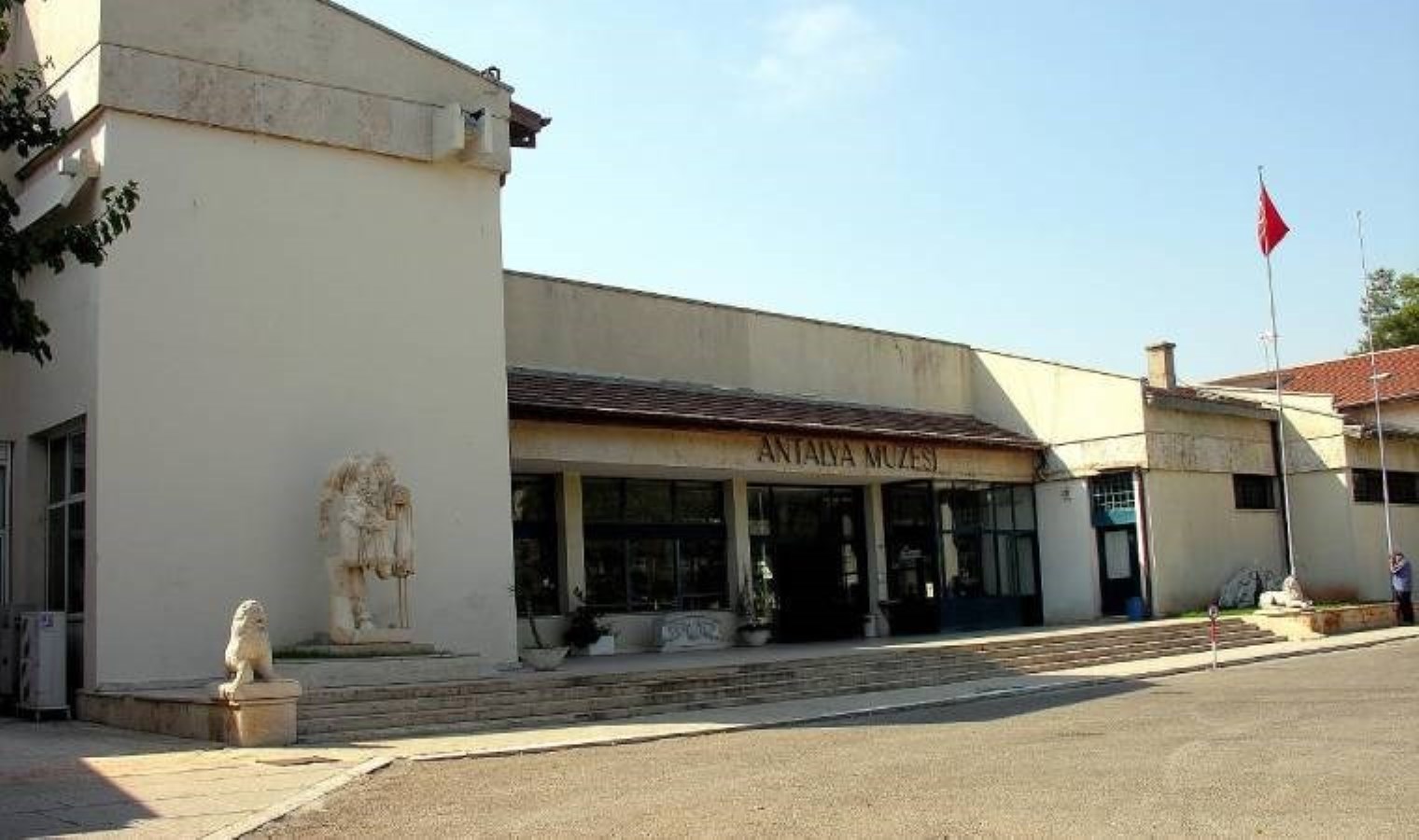 Antalya Müzesi’nin proje mimarı Doğan Tekeli gazetemize açıklama yaptı