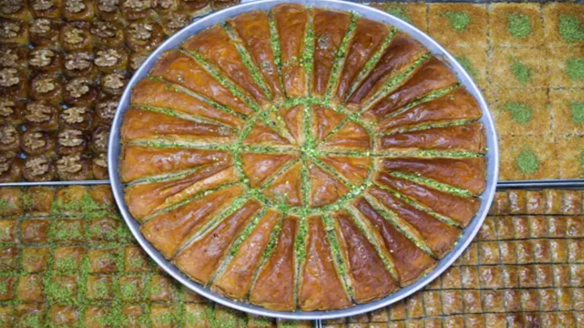 Antalya’dan baklavada ‘hileli ürün’ uyarısı