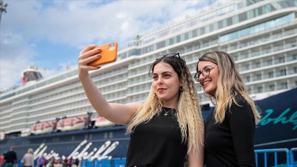 Antalya’ya İngiliz ve Polonyalı turistlerden yoğun rezervasyon