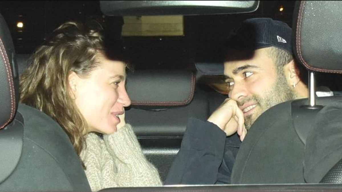 Aşıklar planı yaptı! Mert Demir ve Serenay Sarıkaya Türkiye’yi terk ediyor iddiası