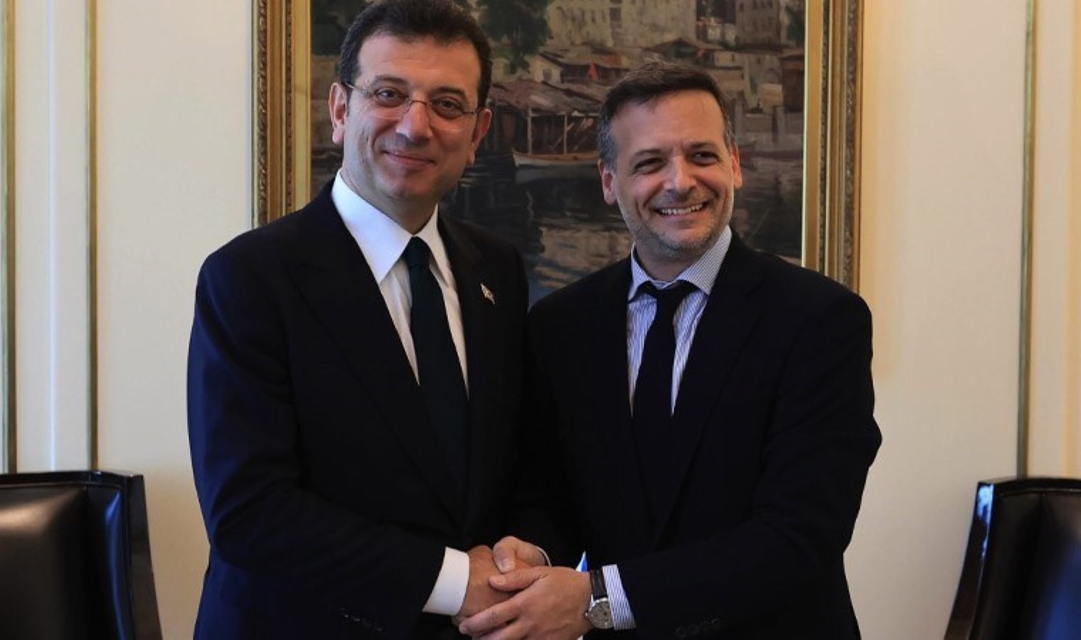 Atina Belediye Başkanı Haris Doukas’tan İmamoğlu’na destek: ‘Ekrem dostum, biz senin yanındayız’