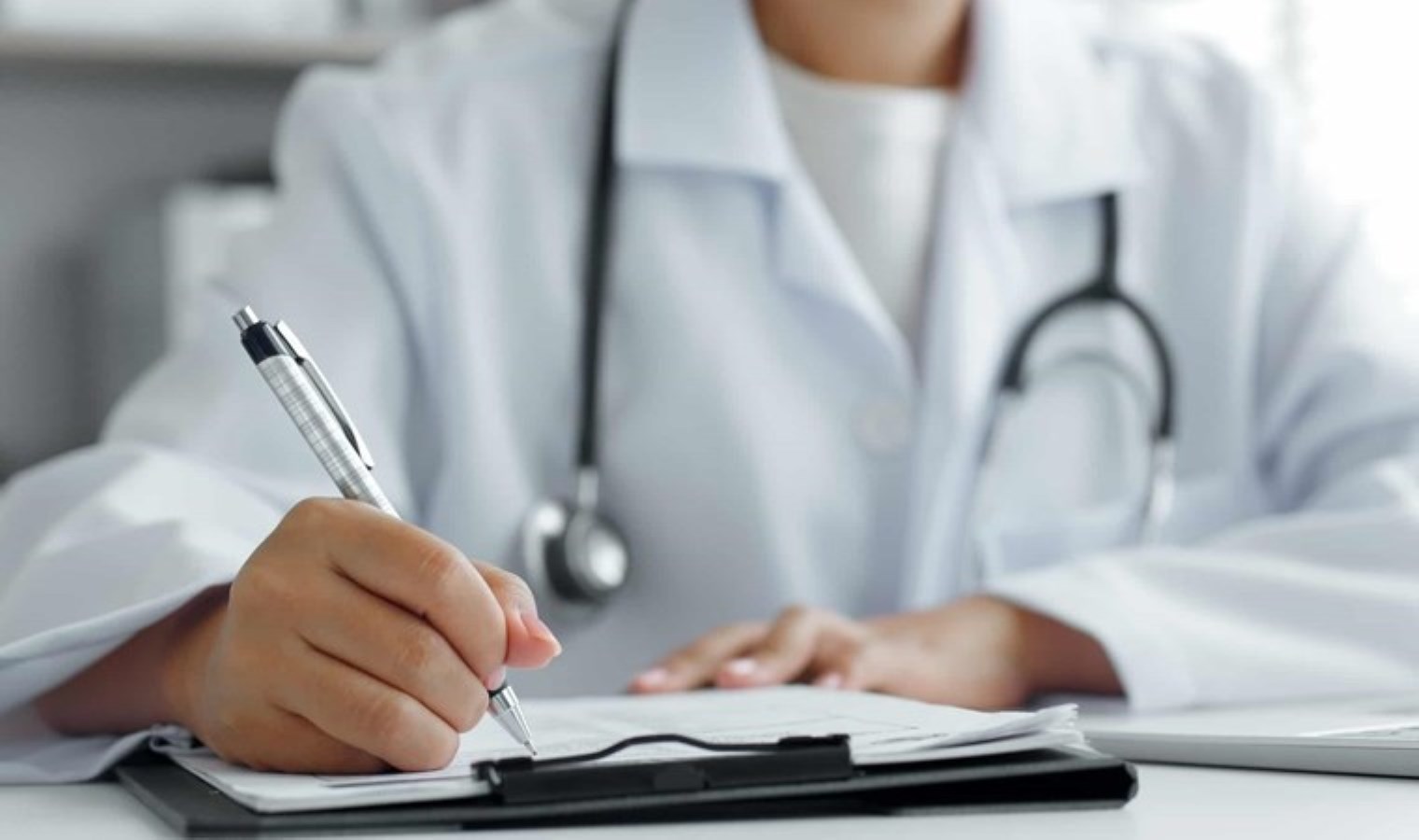 Ayakta Teşhis ve Tedavi Yapılan Özel Sağlık Kuruluşları Yönetmeliği’ne güncelleme geldi