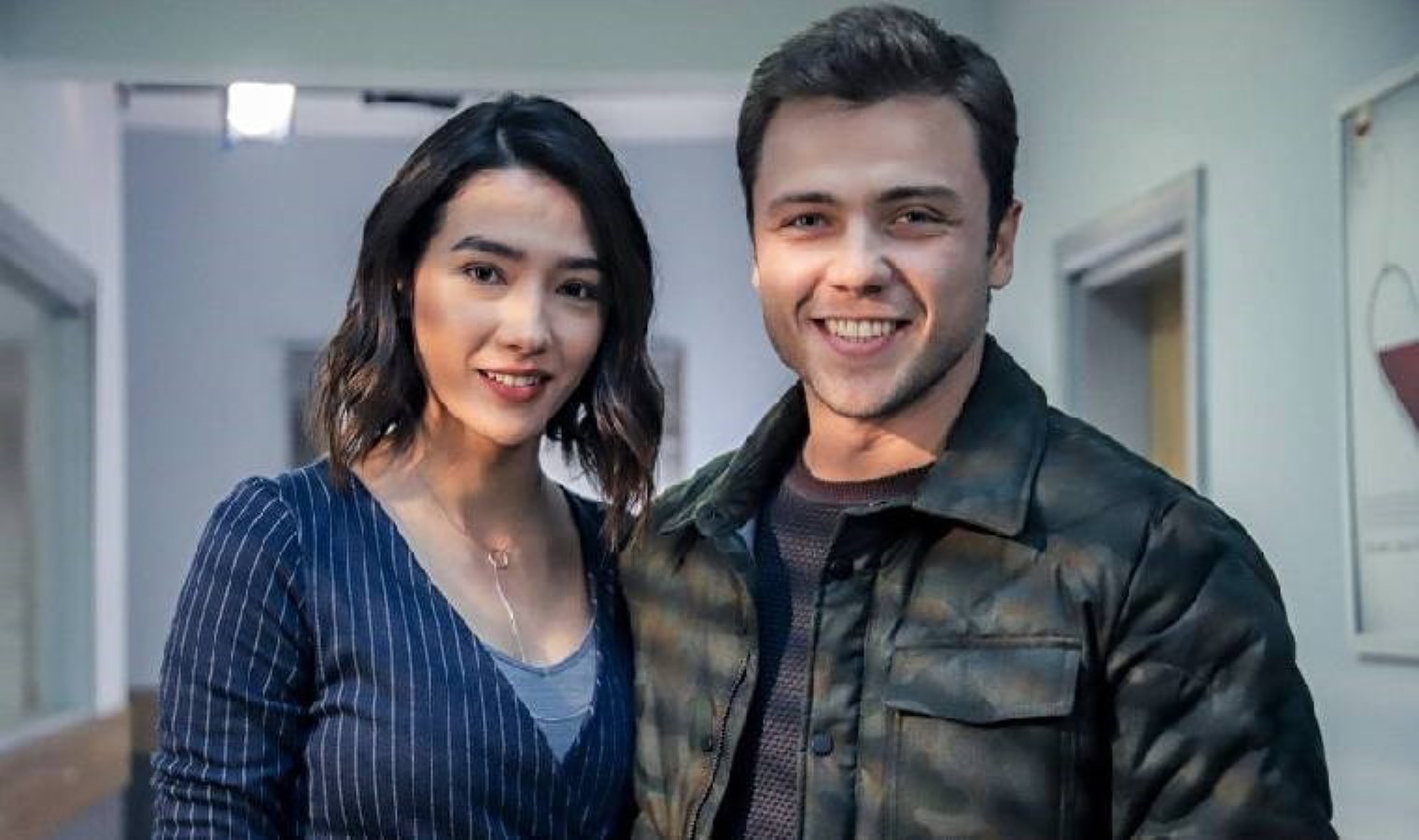 Aybüke Pusat’ın dizideki partneri Tolga Sarıtaş’tan tepki çeken adım!