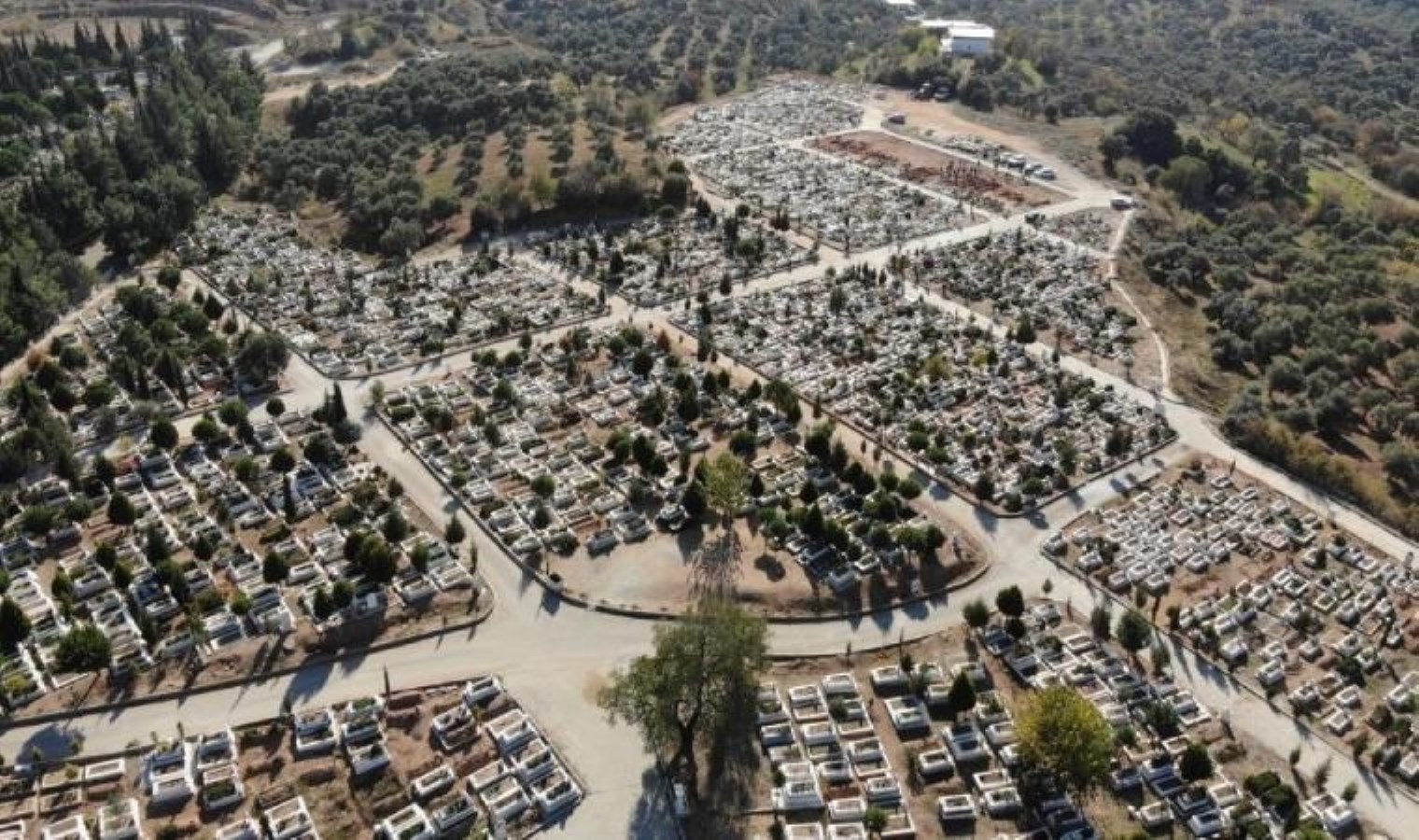 Aydın’da cenaze sayısı yıllık yüzde 290 arttı, 131 bin metrekare alanda boş yer kalmadı