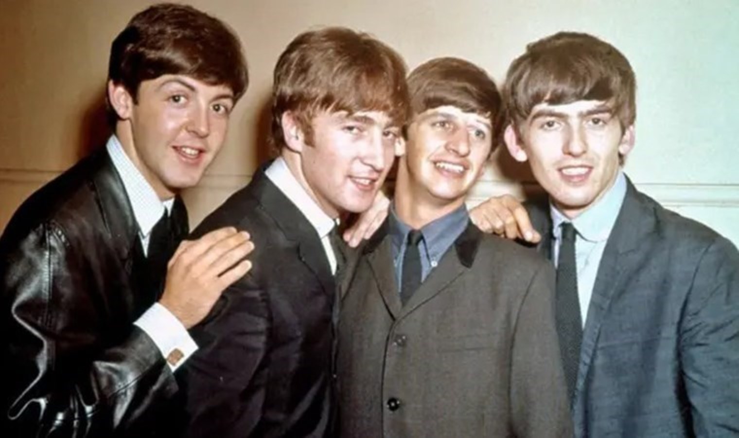 Beatles’ın hikayesi ‘peş peşe izlenebilir’ dört filmle beyaz perdeye aktarılıyor