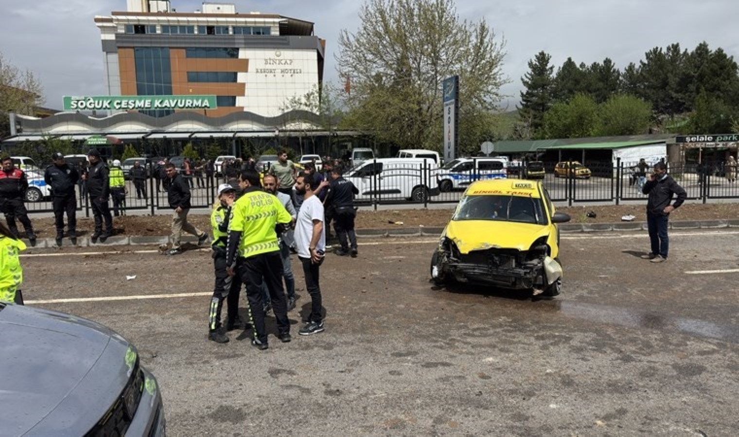 Bingöl’de zincirleme kaza: Yaralılar var!