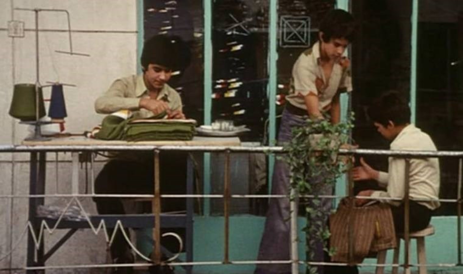 Bir Düğün Elbisesi filminin konusu ne? Bir Düğün Elbisesi filminin oyuncuları kim?