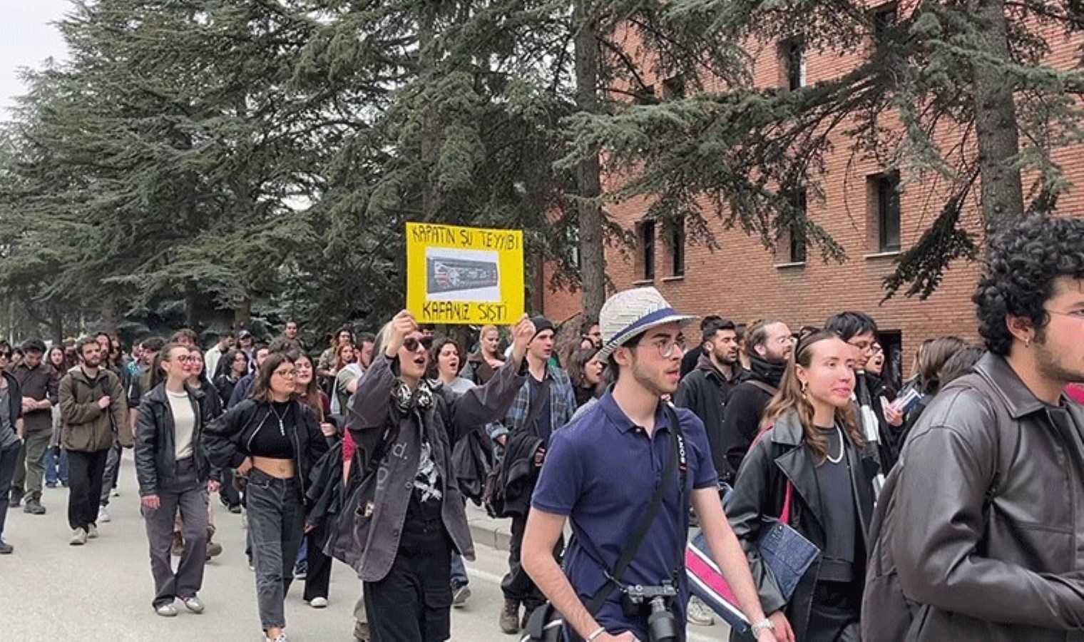 Boykot eylemi devam ediyor… Öğrenciler ayakta: Üniversitelerde neler oluyor?
