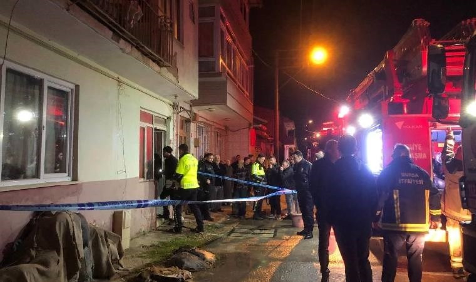 Bursa’da acı olay.. Biri bebek iki kardeş yangında feci şekilde can verdi!