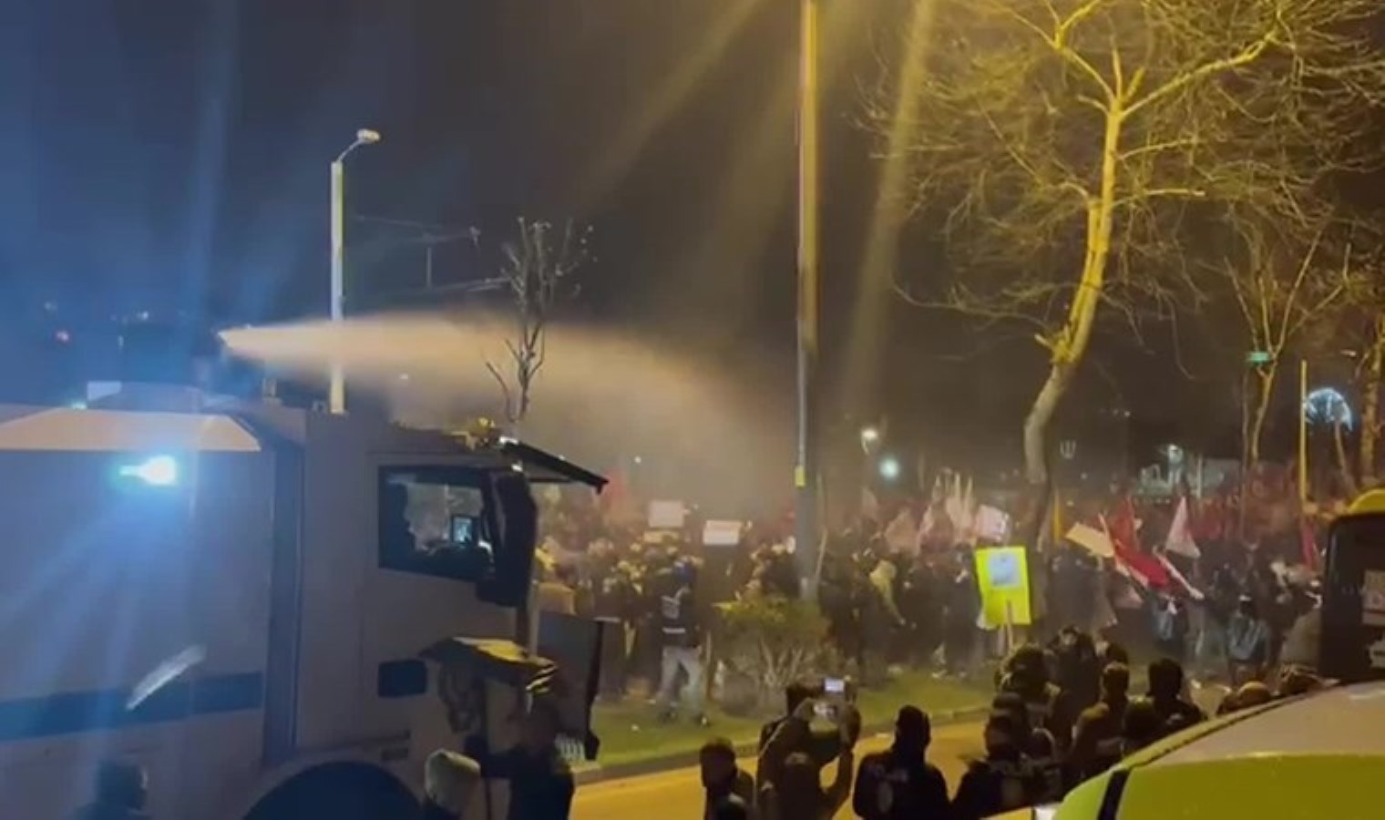 Bursa’da ‘Ekrem İmamoğlu’ desteğine polis müdahalesi