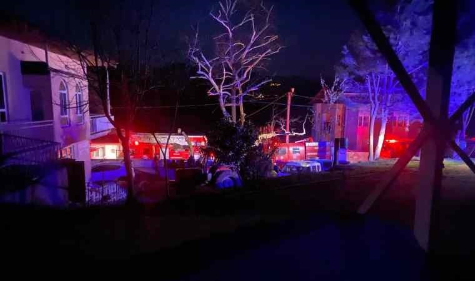 Bursa’da kereste imalathanesinde yangın!